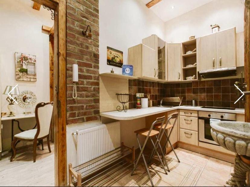 Rustic Apartman In The Jewish Quarter Budapest Ngoại thất bức ảnh