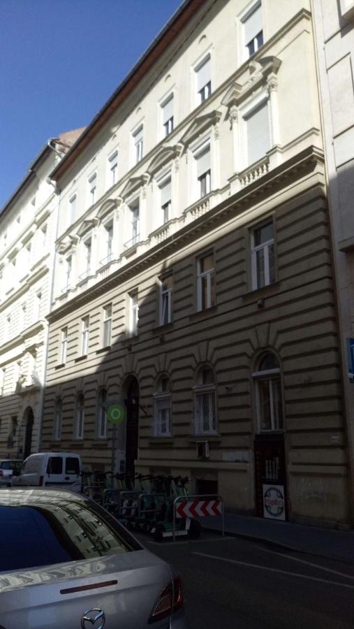 Rustic Apartman In The Jewish Quarter Budapest Ngoại thất bức ảnh